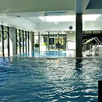 شقة Port Klimatyczny 1 Z Basenem, Jacuzzi I Sauna Admus كولوبرزيغ