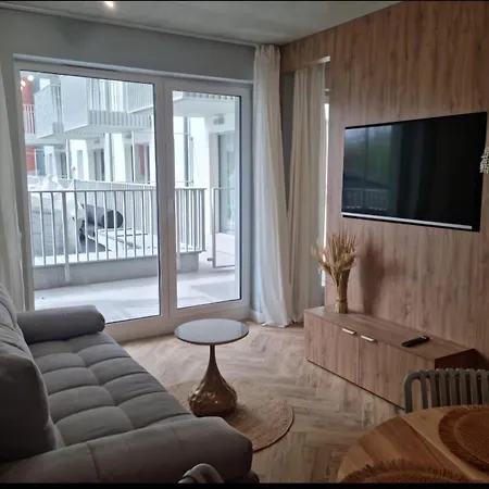 Port Klimatyczny 1 Z Basenem, Jacuzzi I Sauna Admus 科沃布热格