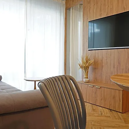 Admus - Port Coast 科沃布热格