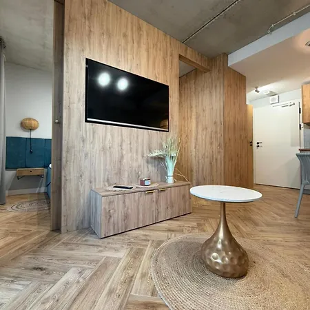 Port Klimatyczny 1 Z Basenem, Jacuzzi, Sauna I Klimatyzacja Admus Apartman *