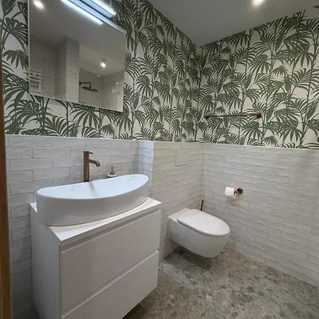 Apartman Port Klimatyczny 1 Z Basenem, Jacuzzi, Sauna I Klimatyzacja Admus