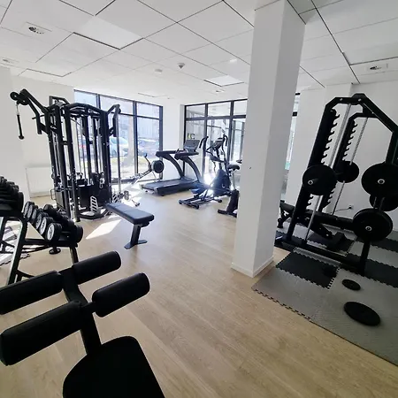 Port Klimatyczny 1 Z Basenem, Jacuzzi I Sauna Admus
